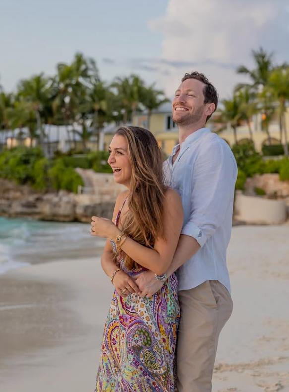 Prințesa Iman, nepoata ultimului șah al Iranului, a organizat o nuntă cum nimeni nu se aștepta și a făcut publice imaginile  974950