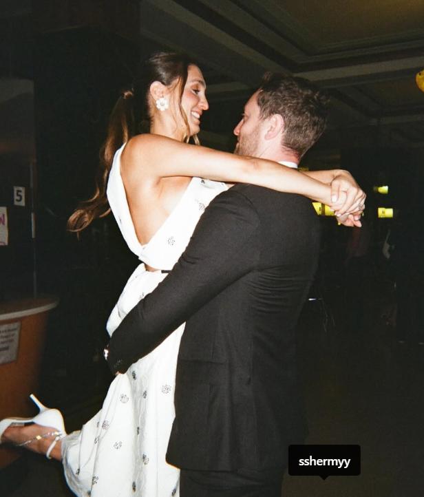 Prințesa Iman, nepoata ultimului șah al Iranului, a organizat o nuntă cum nimeni nu se aștepta și a făcut publice imaginile  974966