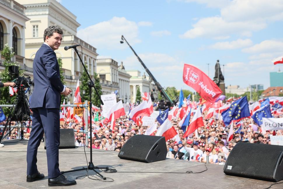 Nicușor Dan, mesaj în poloneză, la Varșovia: Săptămâna trecută a câștigat România, săptămâna viitoare va câștiga Polonia 975263
