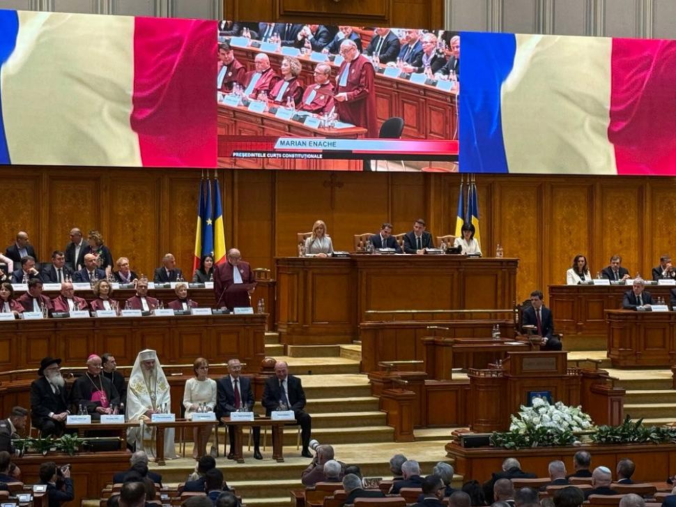 Ziua Președintelui. Nicușor Dan a ajuns la Palatul Cotroceni și și-a preluat mandatul 975386