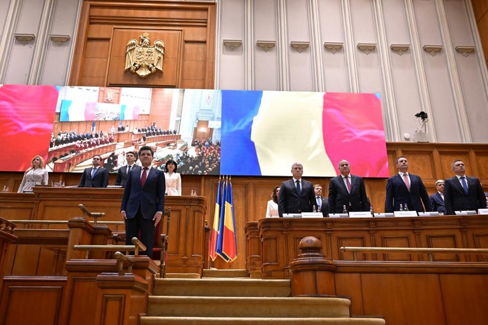 Vedete şi oameni de afaceri, prezenţi la ceremonia de învestire a lui Nicuşor Dan: "Este un om care preferă să facă" 975530