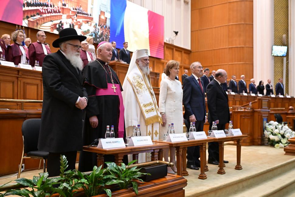 Vedete şi oameni de afaceri, prezenţi la ceremonia de învestire a lui Nicuşor Dan: "Este un om care preferă să facă" 975531