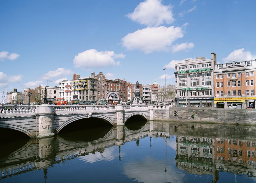 Cele mai bogate țări din lume în 2025 după PIB-ul pe cap de locuitor. SUA e doar pe locul 10. Două țări din top vă vor surprinde 976499