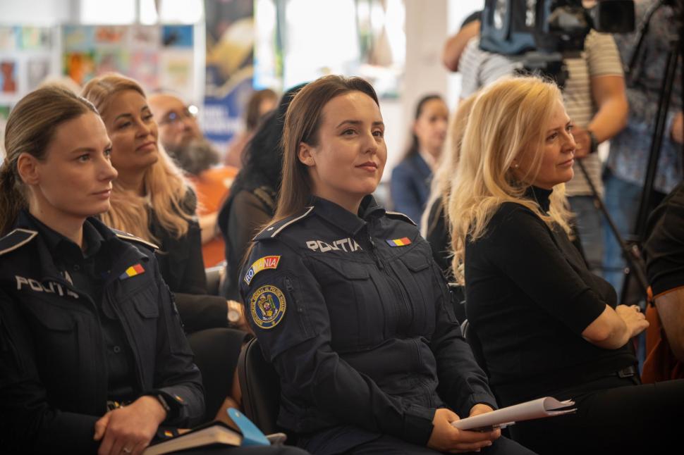 "Ora cu şi pentru animale" ar putea deveni materie opţională în şcolile din toată România. Autorităţile din Ilfov pregătesc documentele 976589