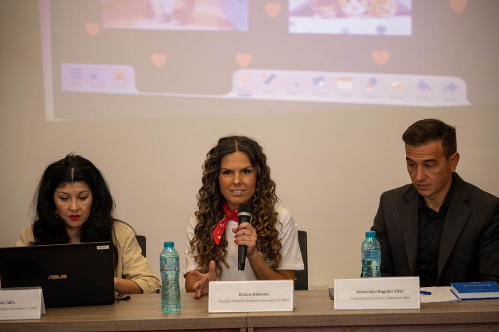 "Ora cu şi pentru animale" ar putea deveni materie opţională în şcolile din toată România. Autorităţile din Ilfov pregătesc documentele 976597