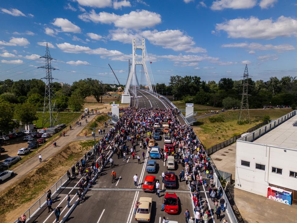 A fost inaugurat podul Transilvania, cel mai lung pod hobanat din România: „E o minune a ingineriei” 976994