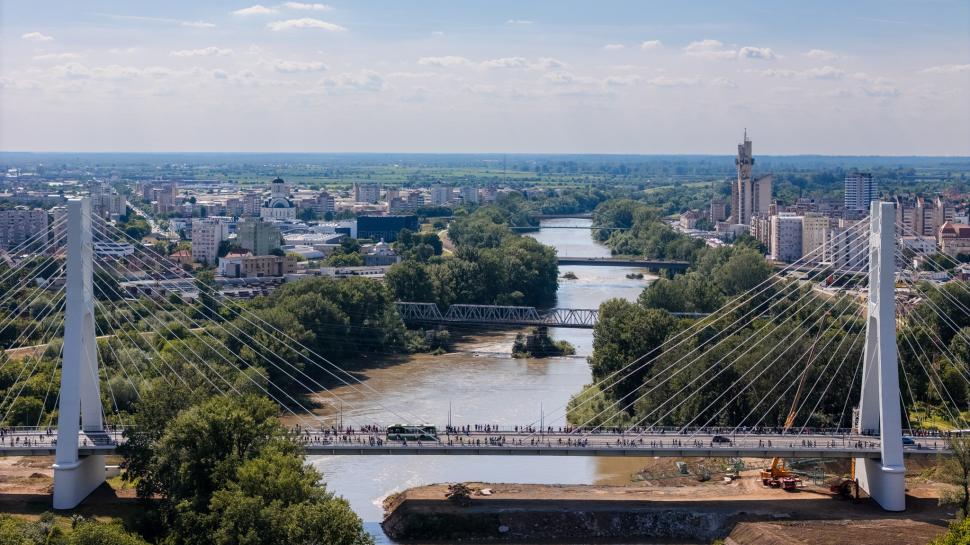 A fost inaugurat podul Transilvania, cel mai lung pod hobanat din România: „E o minune a ingineriei” 976995