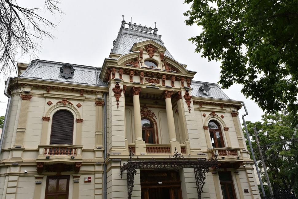 Forbes: Craiova este cea mai bună destinație culturală din Europa, în 2025. Se află înaintea celebrelor metropole Atena şi Florenţa 976945