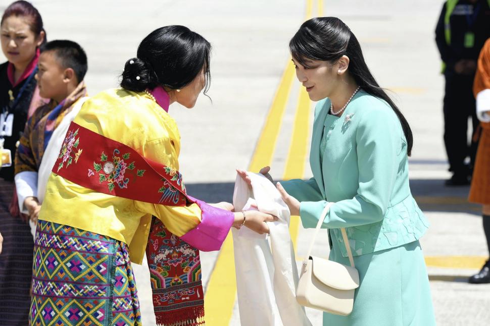 Prințesa japoneză care a renunțat la statutul regal și la avere pentru a se putea căsători cu bărbatul iubit a făcut un anunț important 976877