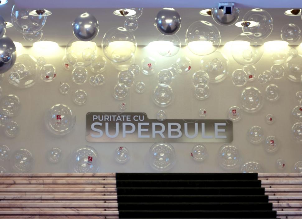 Puritate și rafinament la FOMO: AQUA Carpatica redefinește efervescența 976963