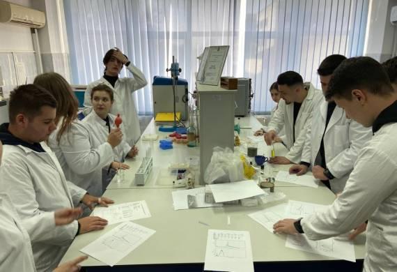 USV Timișoara școlarizează tehnicieni pentru cele mai importante industrii alimentare. Diploma de BAC nu este obligatorie 976978