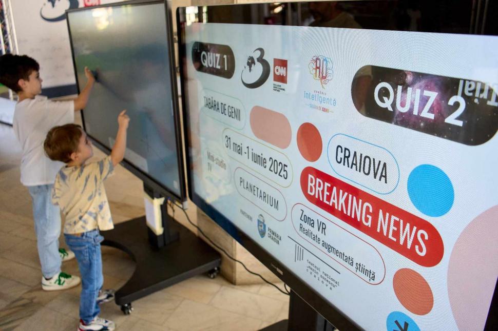 Copiii din Craiova sunt sărbătoriţi de ziua lor în "Tabara de Genii", organizată la Teatrul Național "Marin Sorescu" 977268