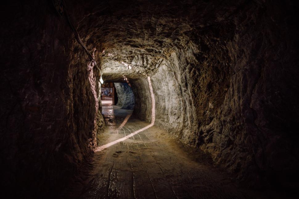 Cum arăta Salina Praid, înainte să fie distrusă de inundaţii. 500 de mii de turiști au vizitat salina în 2024 977308