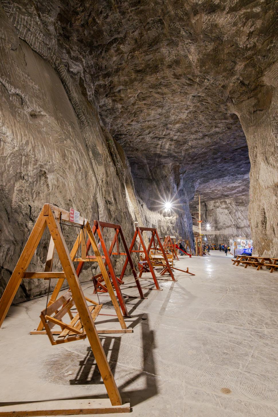 Cum arăta Salina Praid, înainte să fie distrusă de inundaţii. 500 de mii de turiști au vizitat salina în 2024 977314