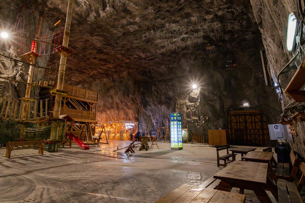 Cum arăta Salina Praid, înainte să fie distrusă de inundaţii. 500 de mii de turiști au vizitat salina în 2024 977322