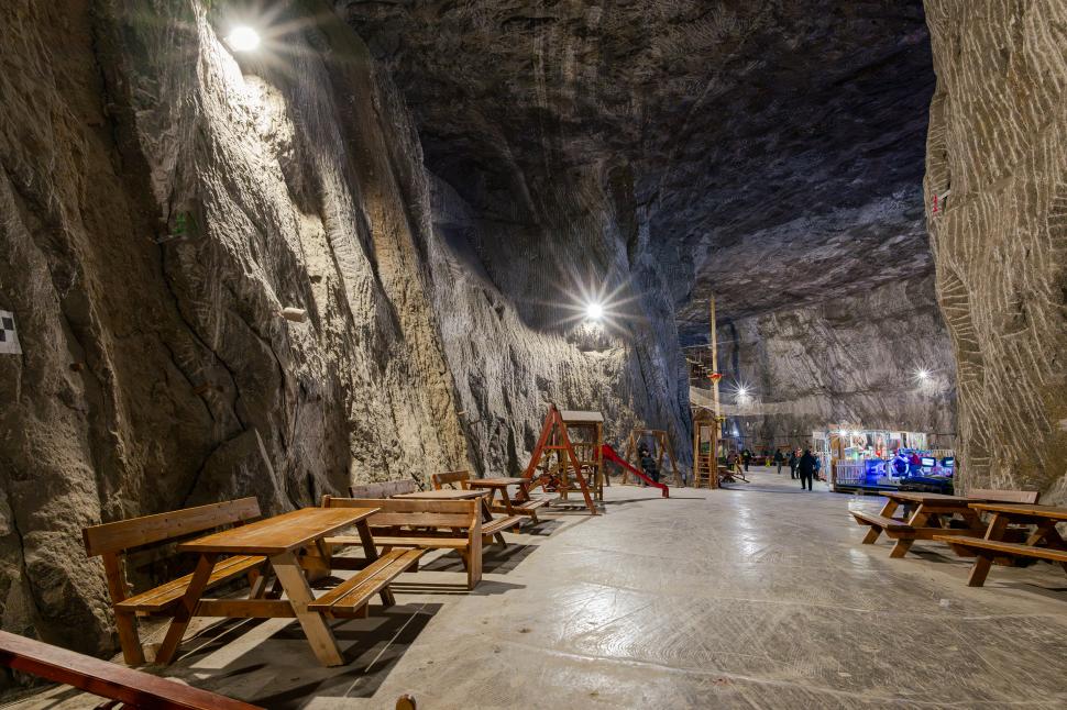 Cum arăta Salina Praid, înainte să fie distrusă de inundaţii. 500 de mii de turiști au vizitat salina în 2024 977328