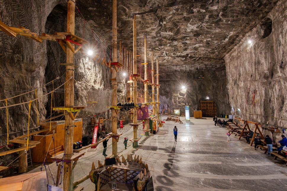 Cum arăta Salina Praid, înainte să fie distrusă de inundaţii. 500 de mii de turiști au vizitat salina în 2024 977339