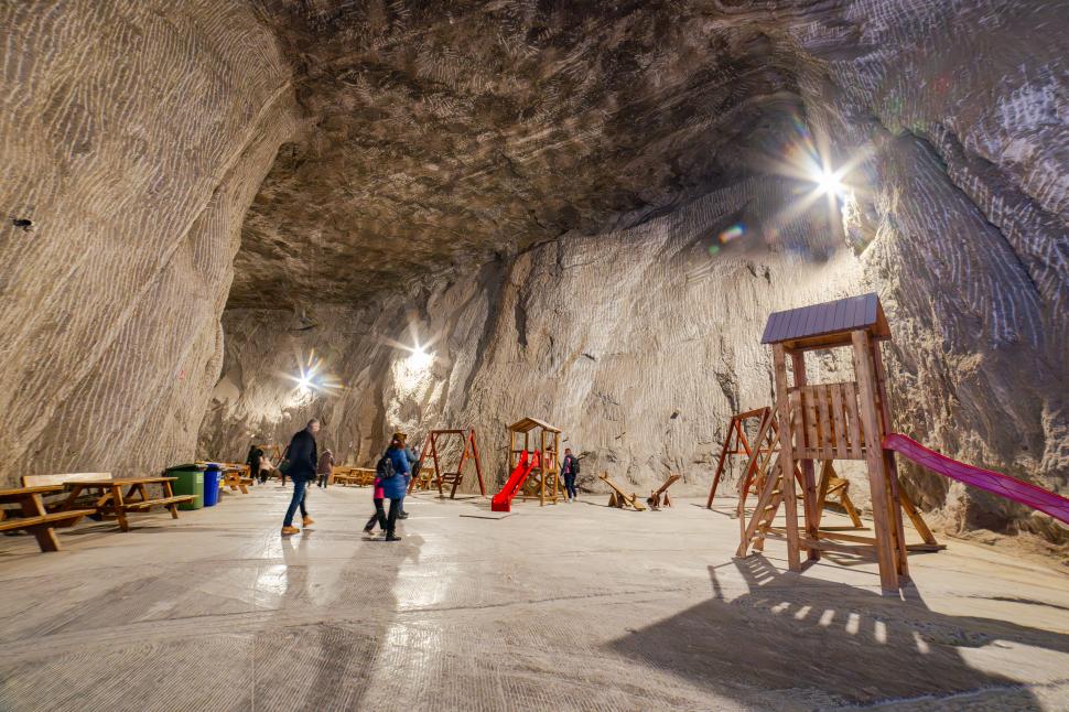 Cum arăta Salina Praid, înainte să fie distrusă de inundaţii. 500 de mii de turiști au vizitat salina în 2024 977340