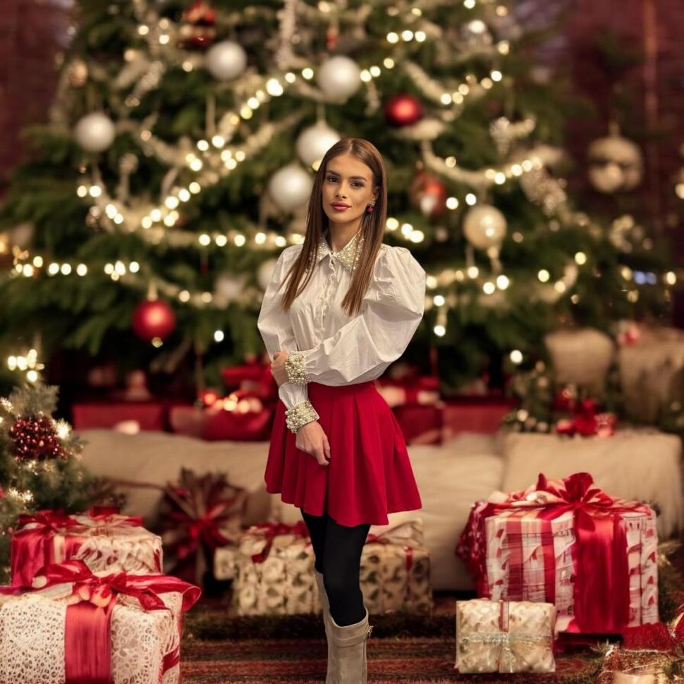 Apar detalii şocante în cazul crimei din Cosmopolis. Teodora era hărțuită de ani de zile, agresorul a scris o carte despre relația lor 977569