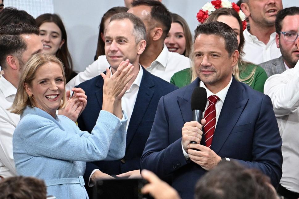 Momentul „Mihaela, dragostea mea” în Polonia. Trzaskowski a cerut aplauze pentru „prima doamnă”, după care a aflat că a pierdut 977612