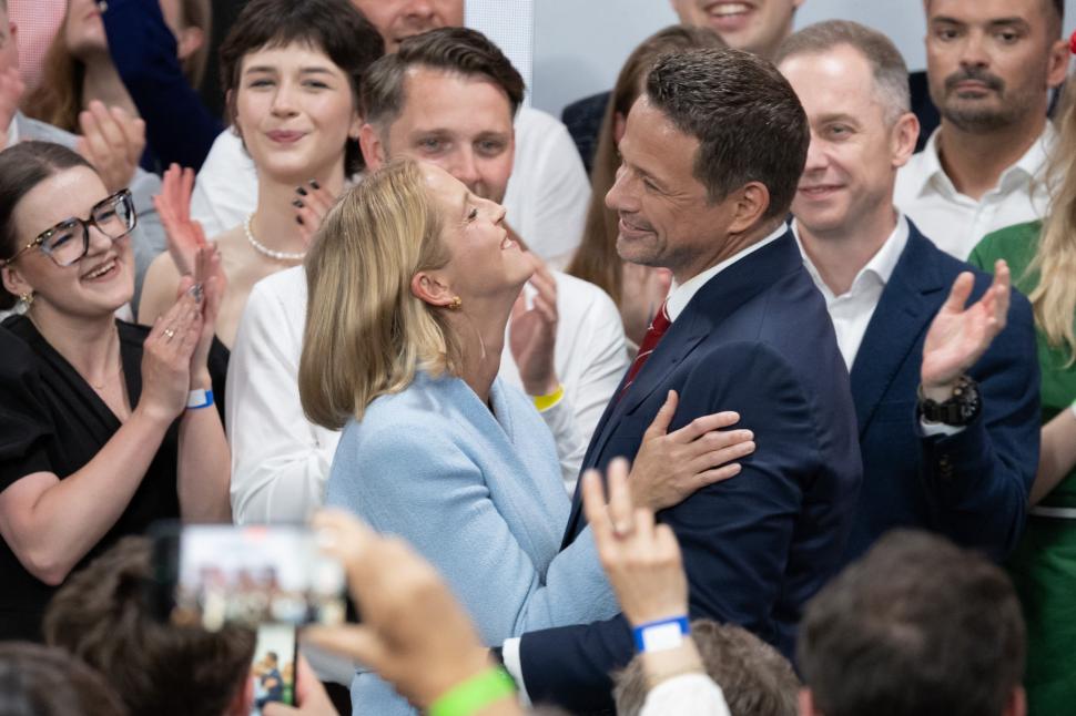 Momentul „Mihaela, dragostea mea” în Polonia. Trzaskowski a cerut aplauze pentru „prima doamnă”, după care a aflat că a pierdut 977618