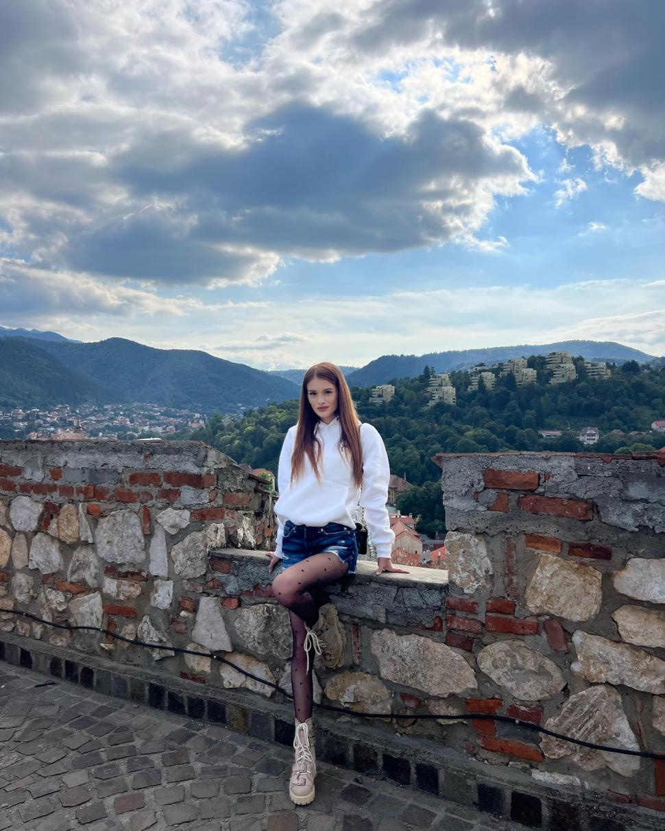 Revoltător: Teodora, tânăra ucisă în Cosmopolis, anunțase poliția încă din 2021 că agresorul ei are arme. Reclamația ei a fost respinsă 977690