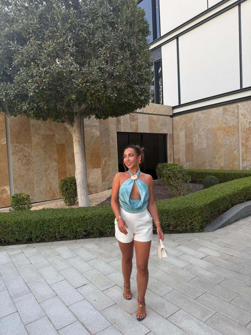 Experiența unei tinere de 25 de ani care s-a mutat în Dubai. După numai 5 luni a făcut o constatare uluitoare 977872