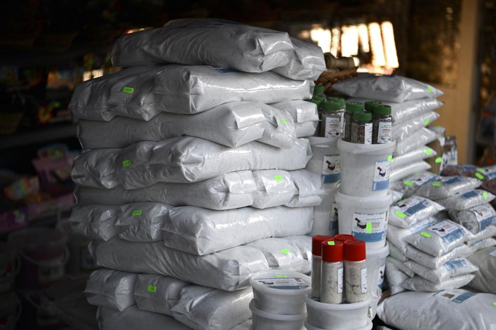 Imagini din dronă cu dezastrul de la Praid. Vechea mină riscă să se prăbușească, găuri uriașe în albia pârâului Corund 977912