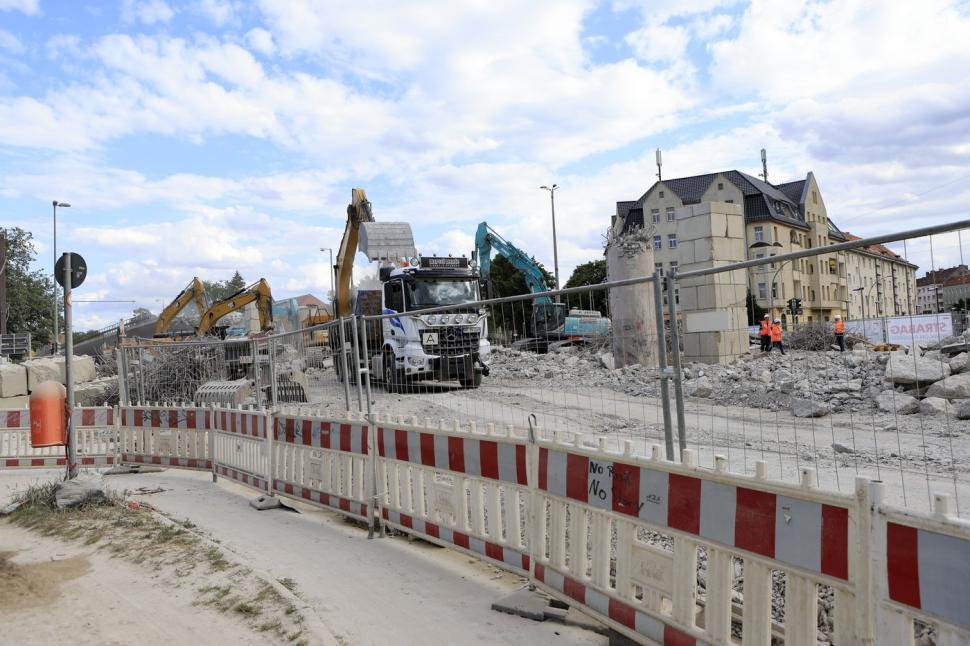 The Guardian: „Ruginească-se în pace”. Cum a ajuns Germania de la motorul Europei la o infrastructură în colaps și cum profită AfD-ul 978004