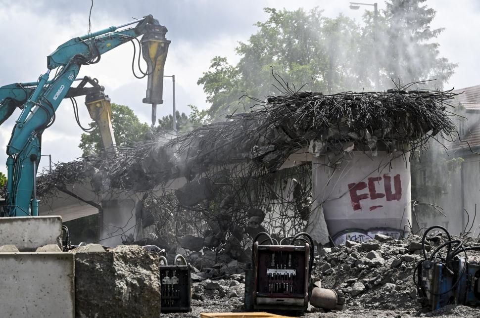 The Guardian: „Ruginească-se în pace”. Cum a ajuns Germania de la motorul Europei la o infrastructură în colaps și cum profită AfD-ul 978012