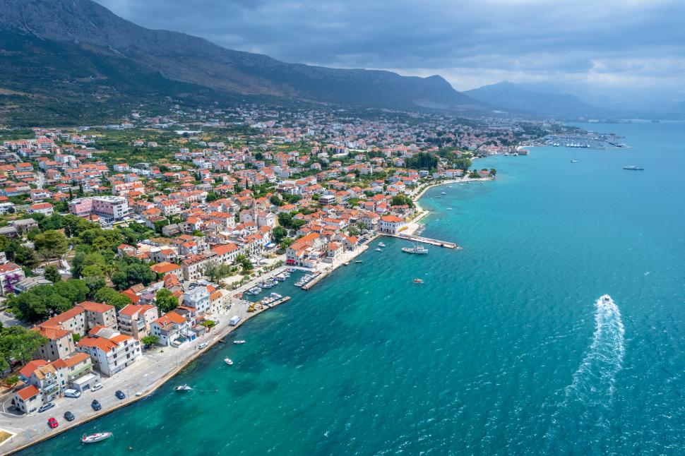 Tot ce trebuie să știi dacă mergi în vară în Grecia, Italia sau Spania. Unde sunt interzise selfie-urile sau se dau amenzi pentru șlapi 978600