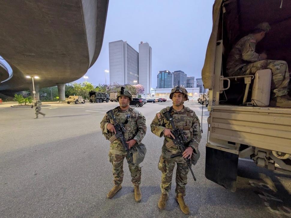 Garda Națională chemată de Trump intervine în Los Angeles după protestele violente legate de imigrație 979183