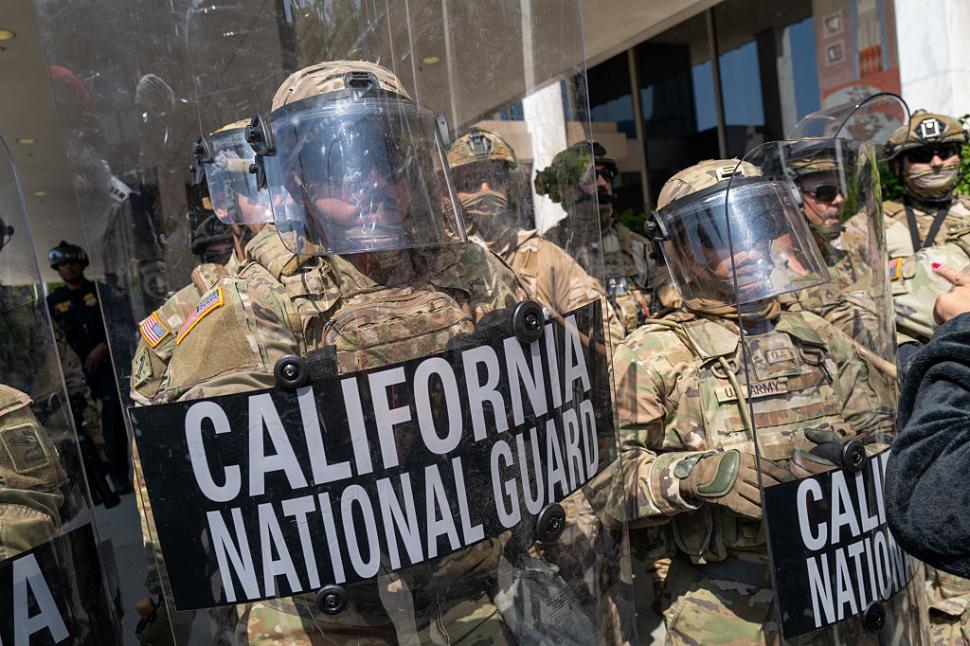Trump trimite alți mii de soldați în Los Angeles. Primărița îl acuză că „folosește orașul ca experiment” 979477