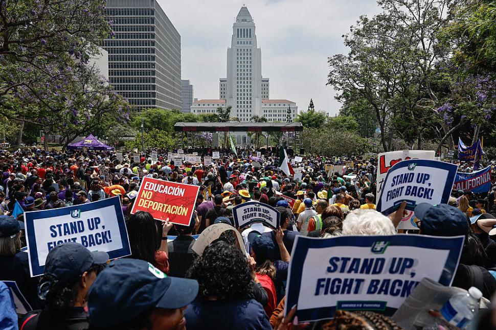 Trump trimite alți mii de soldați în Los Angeles. Primărița îl acuză că „folosește orașul ca experiment” 979481