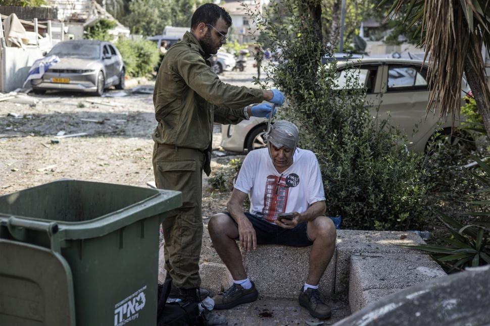 Imaginile distrugerii în Israel și Iran după bombardamente. Cum arată Teheranul și Tel Avivul după două zile de război 980835