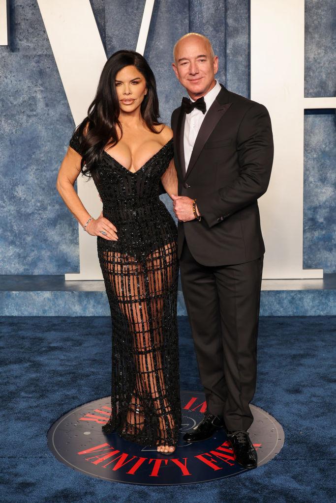 „N-avem spațiu pentru Bezos”: Veneția fierbe înaintea nunții miliardarului, acuzat că transformă orașul într-un Disneyland de lux 980810