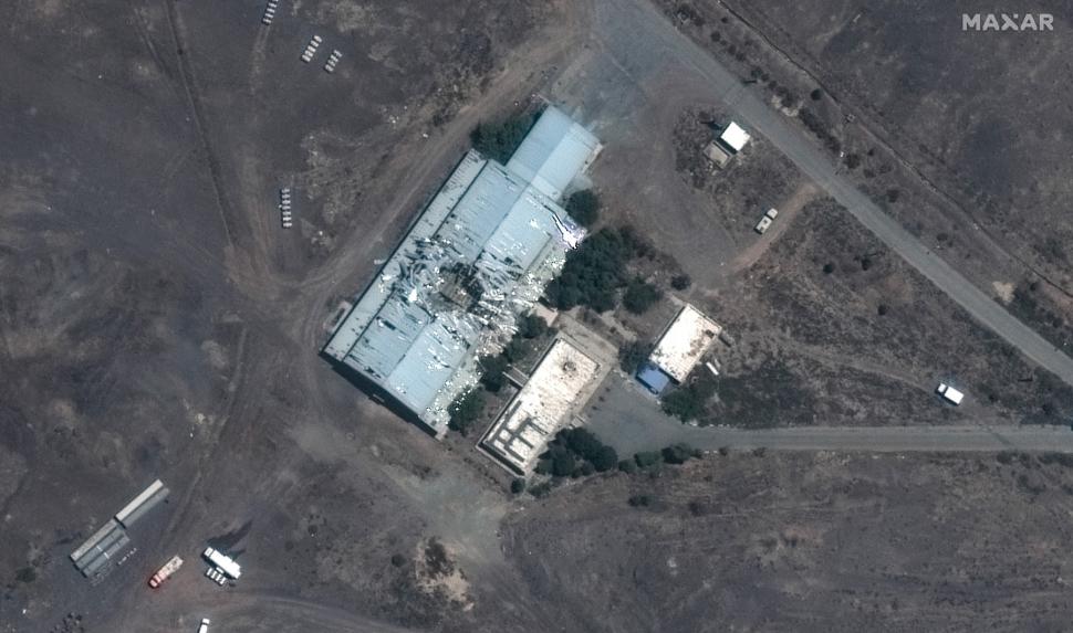 Imagini din satelit. Cum arată siturile nucleare iraniene după bombardamentele Israelului 981137