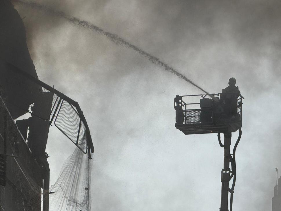 Imagini teribile din spitalul israelian din Beersheba, distrus de rachete iraniene. Mărturia unui român: Am auzit toate bubuiturile 981899