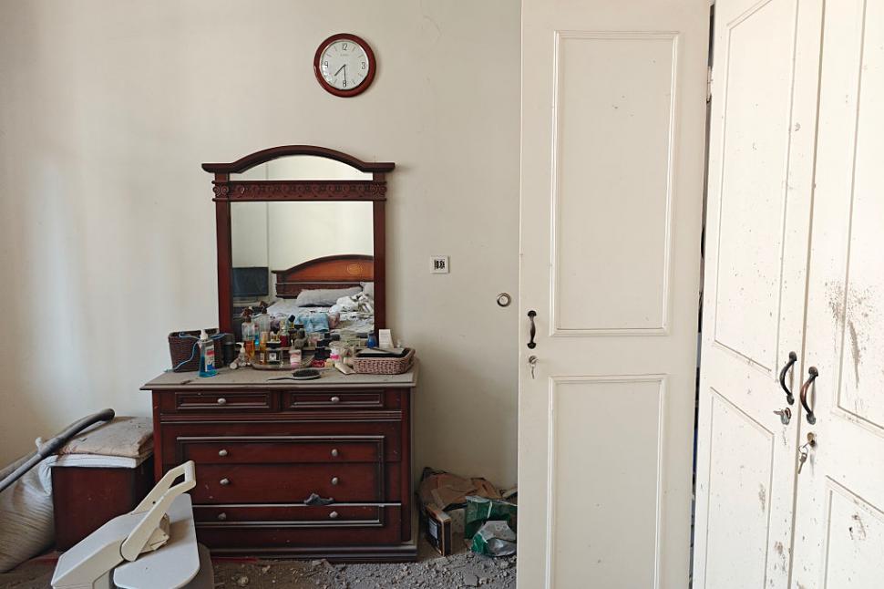 Civilii din Iran, abandonați de regim: oamenii fug pe cont propriu din calea bombelor, orașele mari sunt pustii 981921