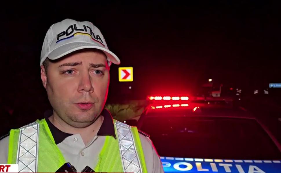 Accident mortal în Botoşani, după ce o maşină şi o ambulanţă s-au ciocnit frontal. 2 oameni au murit, iar alţi 4 sunt răniţi 982188