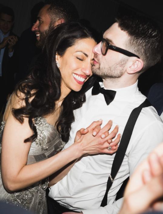 Imagini rare de la nunta fiului lui George Soros. Cum a fost îmbrăcată mireasa și de ce a lipsit miliardarul de la petrecerea fastuoasă 982236