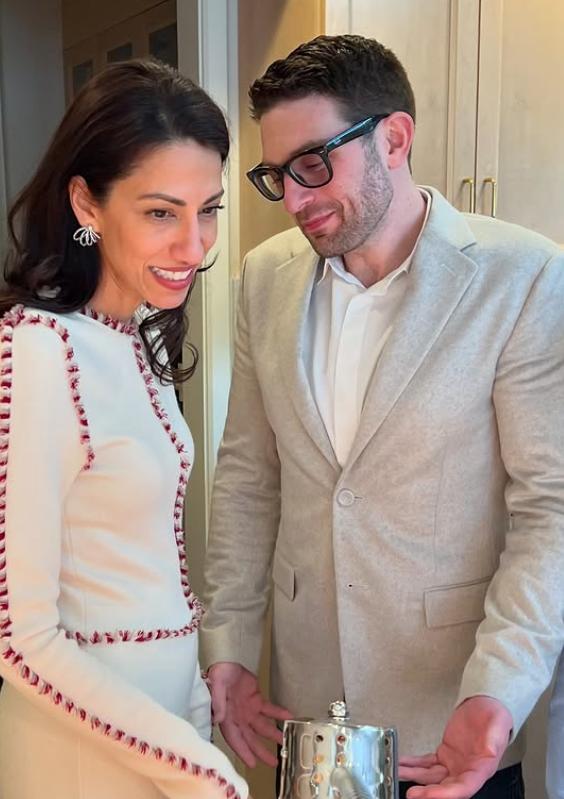 Imagini rare de la nunta fiului lui George Soros. Cum a fost îmbrăcată mireasa și de ce a lipsit miliardarul de la petrecerea fastuoasă 982241