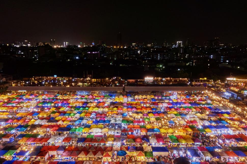 Cele mai bune piețe de noapte din Bangkok. Imaginile cu spectacolul colorat din capitala Thailandei fac înconjurul lumii de ani de zile 982335