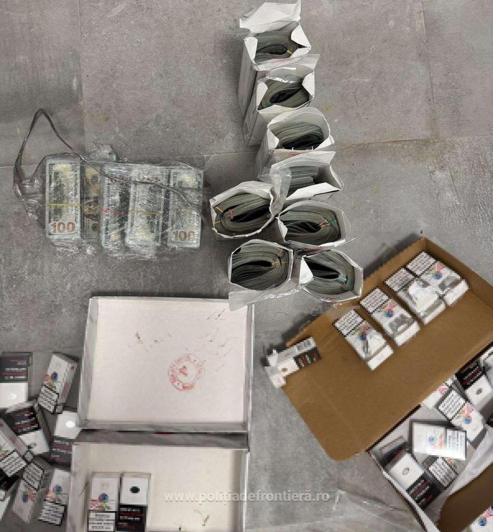 Un bărbat a încercat să intre în România cu 580.000 de dolari în bagaj 982609