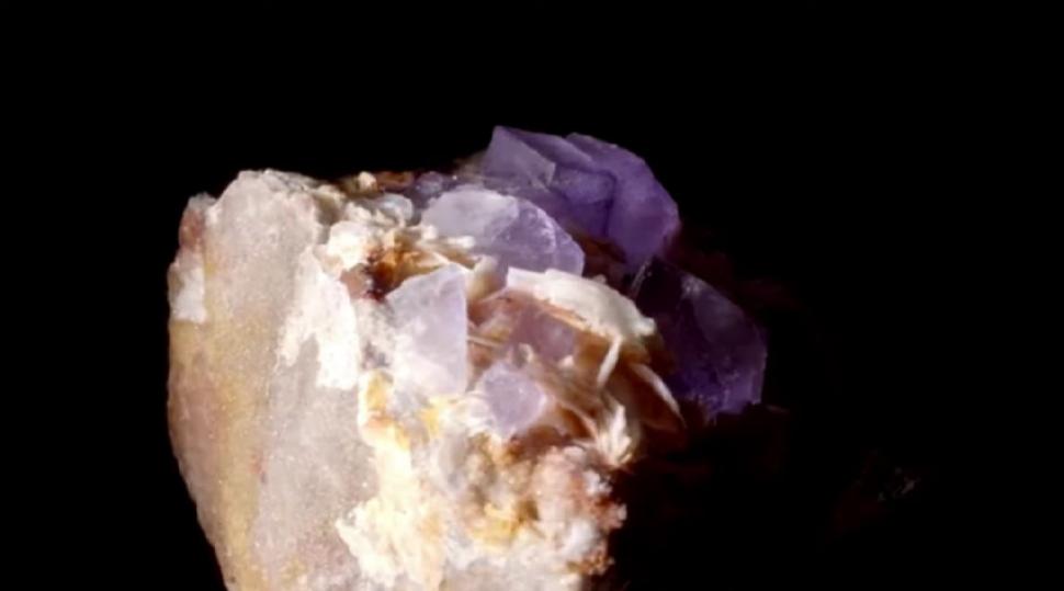 3 minerale necunoscute până acum au fost găsite în sud-vestul Statelor Unite 983077