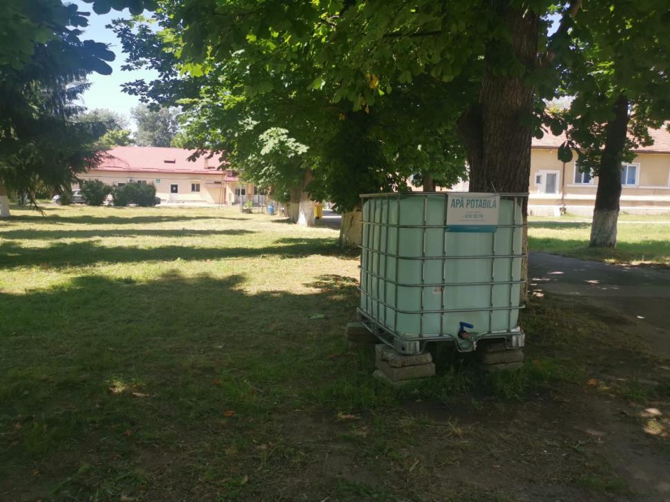 Furnizarea apei menajere, reluată temporar la Târnăveni. Luni seară va ajunge un nou val de salinitate, iar apa va fi oprită 982963