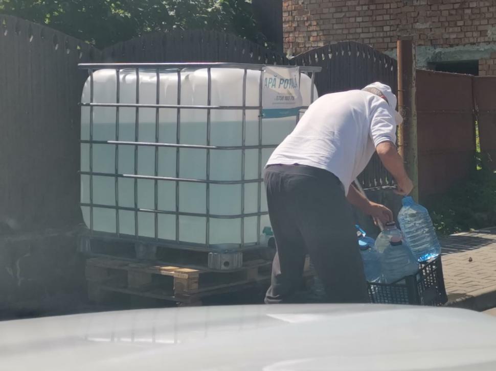 Furnizarea apei menajere, reluată temporar la Târnăveni. Luni seară va ajunge un nou val de salinitate, iar apa va fi oprită 982966