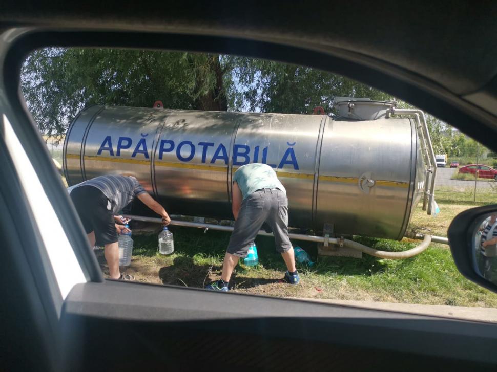 Furnizarea apei menajere, reluată temporar la Târnăveni. Luni seară va ajunge un nou val de salinitate, iar apa va fi oprită 982971