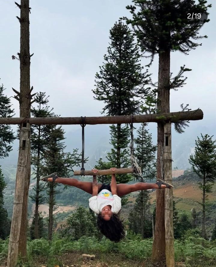 "Abandonată" de ghid, o turistă a căzut într-o prăpastie de pe un vulcan indonezian şi a murit după 4 zile de aşteptare a salvatorilor 983450