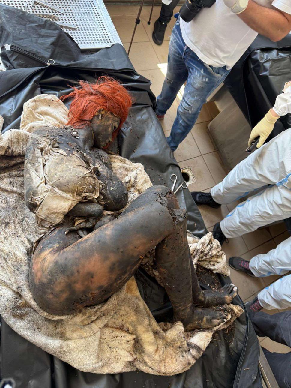 Cum a ajuns Poliția Română să ducă la INML o păpușă de plastic ca să îi facă autopsia 983345